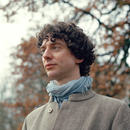 Merlin Sheldrake author photo high res c Hanna Katrina Jedrosz
