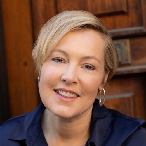 Author pic Gillian Tett